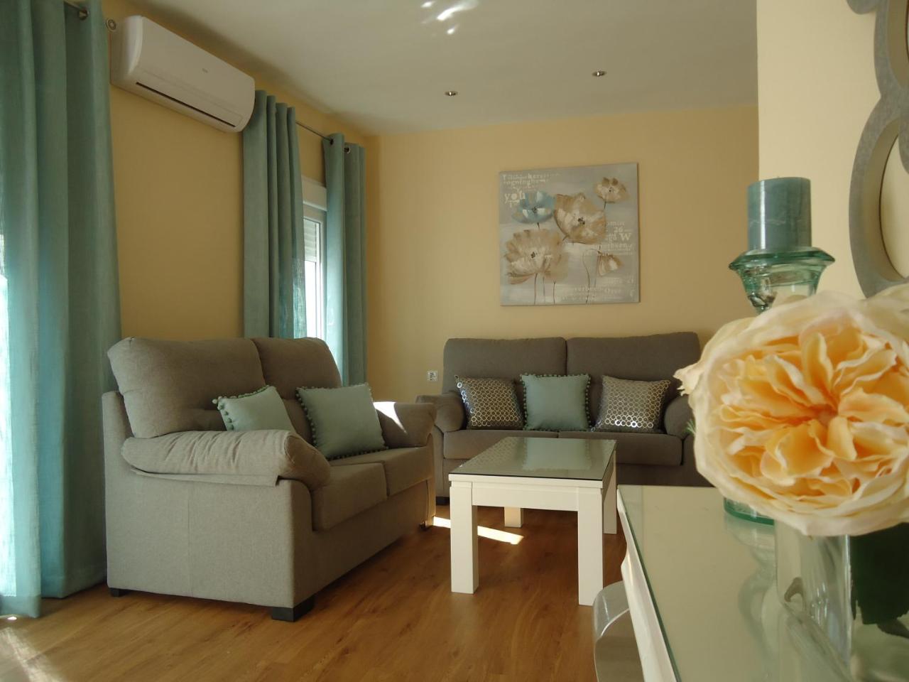 רונדה Apartamentos Acevedo Centro מראה חיצוני תמונה